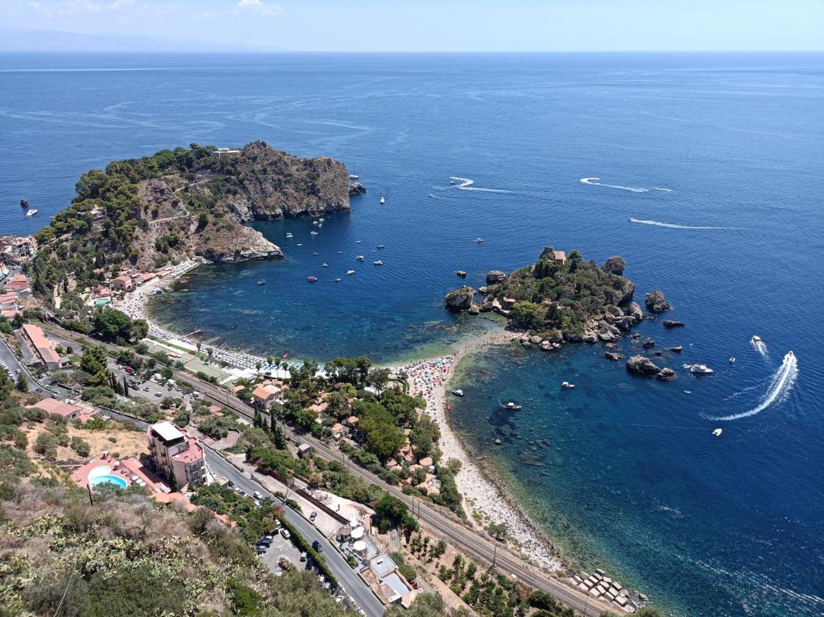 La Jacaranda Hotel Taormina Bagian luar foto